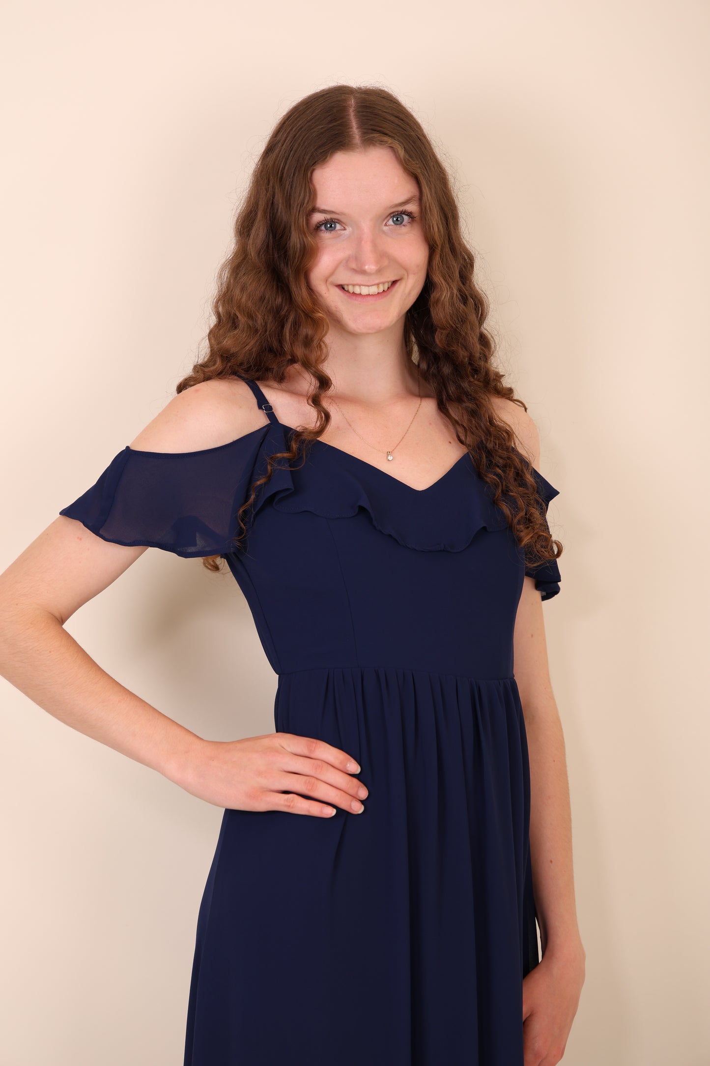 Off-Shoulder Abendkleid mit Beinschlitz, dunkelblau