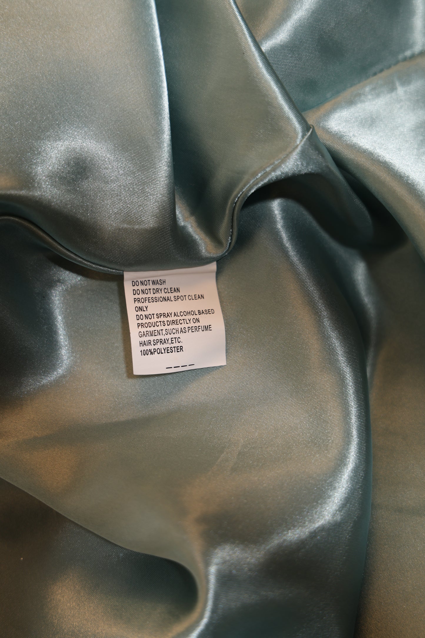 Second Hand Abendkleid mit glitzerndem Tüllrock, Spitze und Rückenschnürung, ozeanwelle