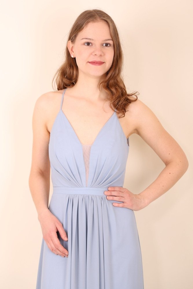 Abendkleid mit ausgefallenem Rückenausschnitt, hellblau - Dein Kleiderladen