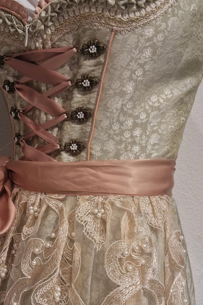 Dirndl Annerl - Dein Kleiderladen