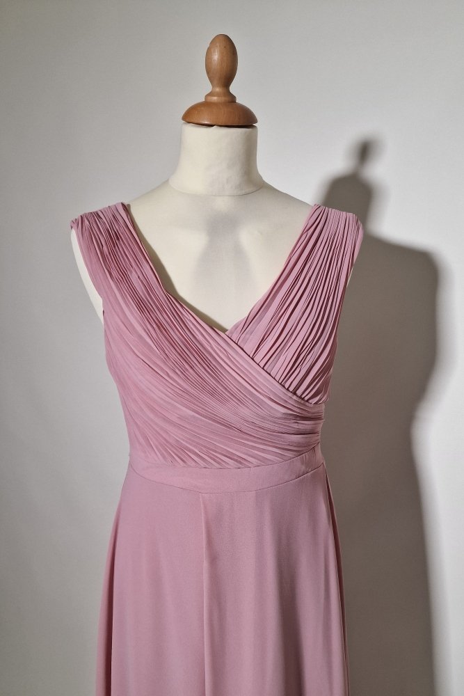 Große Größen Chiffonkleid mit V - Ausschnitt und Schlitz, rosa - Dein Kleiderladen