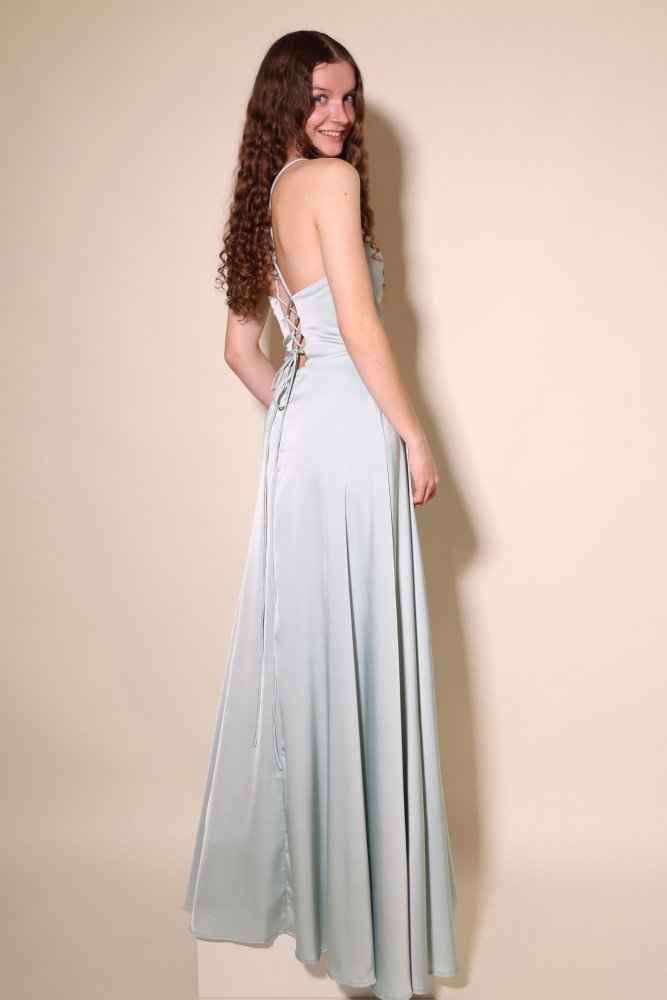Langes Satin - Abendkleid mit Schlitz und Schnürung, mint - Dein Kleiderladen