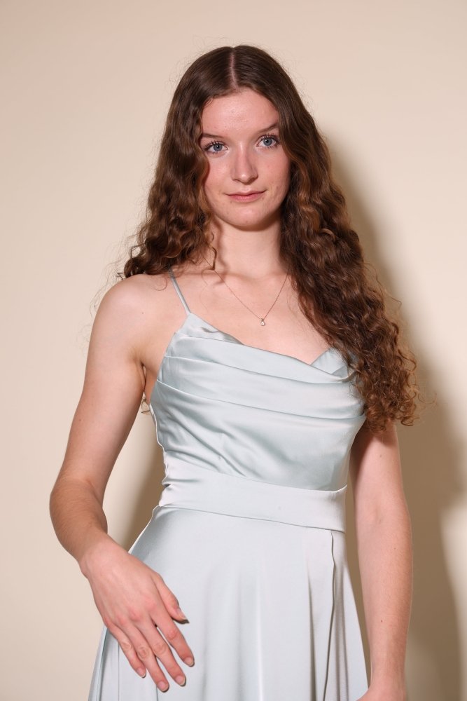 Langes Satin - Abendkleid mit Schlitz und Schnürung, mint - Dein Kleiderladen