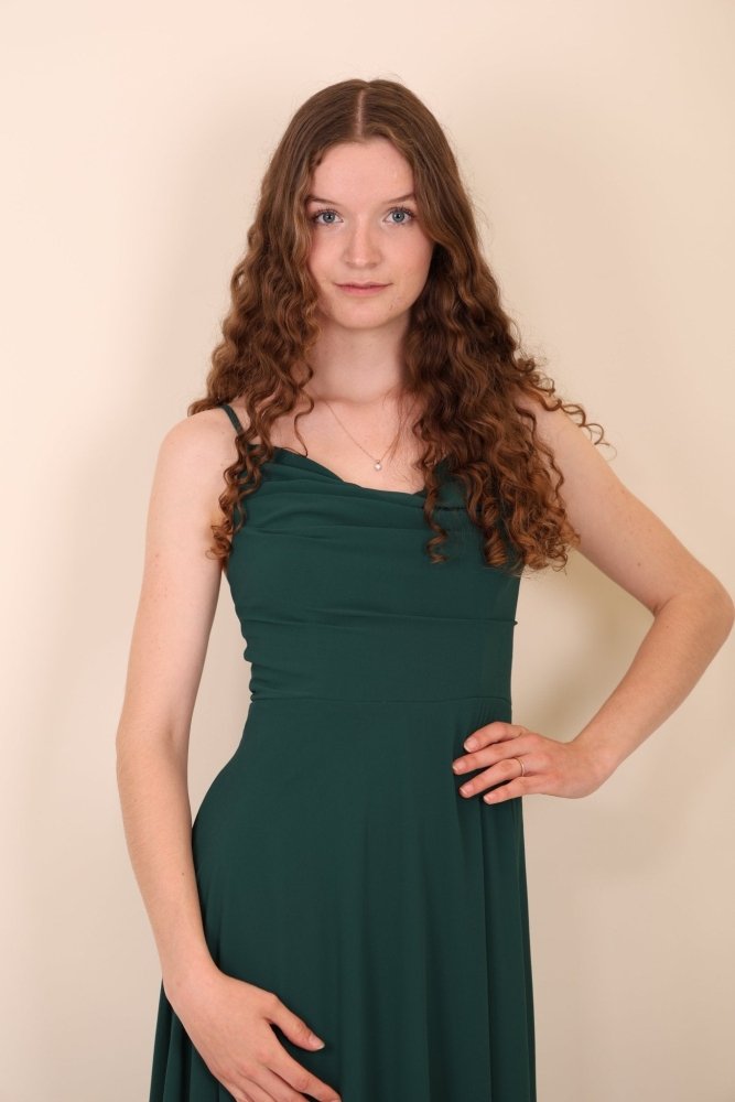 Langes schlichtes Kleid mit Schlitz mit elegantem Herzausschnitt, dunkelgrün - Dein Kleiderladen