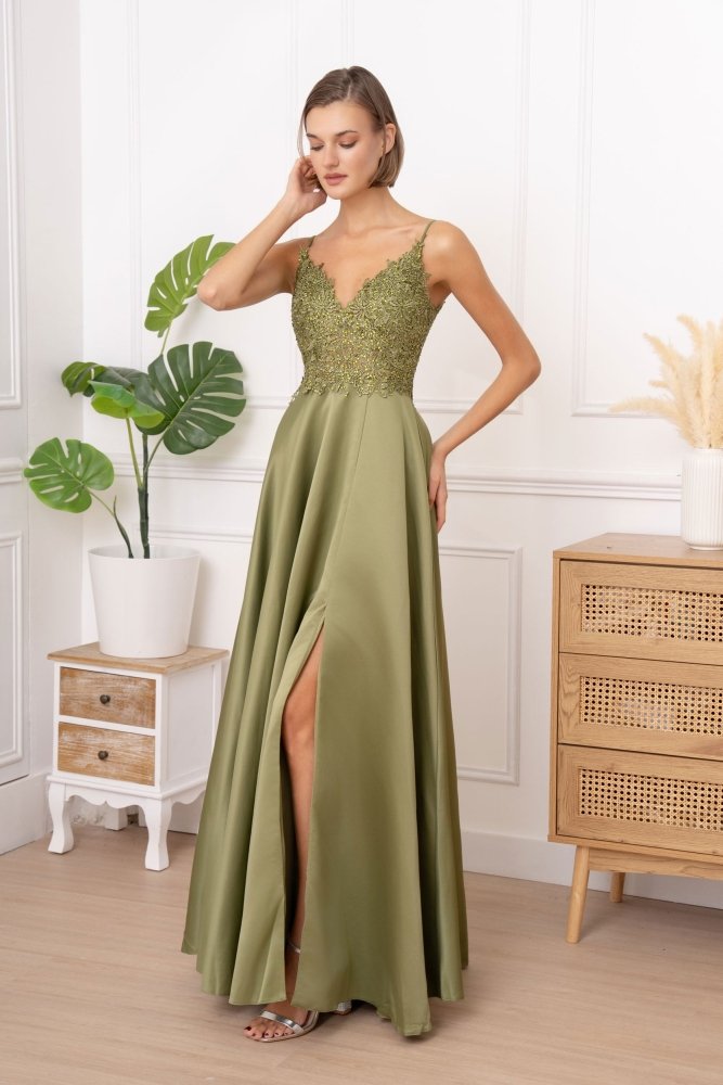 Satin - Abendkleid mit Spitze, Schnürung und Schlitz, oliv - Dein Kleiderladen