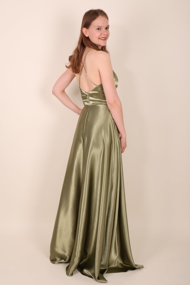 Satinkleid mit tiefem Herzausschnitt & Spaghettiträgern, oliv - Dein Kleiderladen