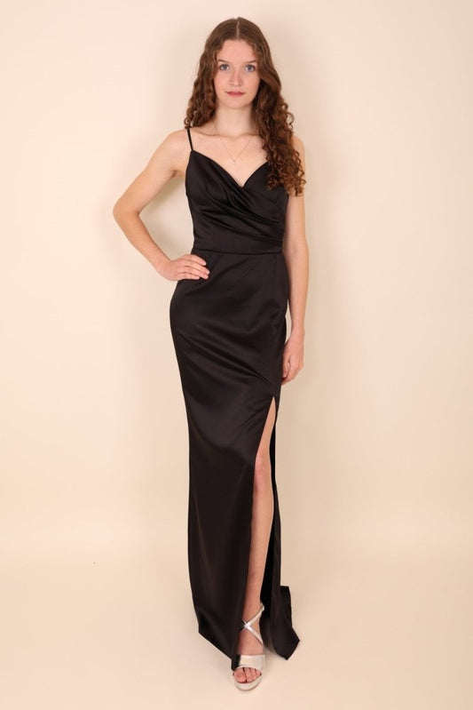 Schlichtes figurbetontes Satinkleid mit Schlitz, schwarz - Dein Kleiderladen