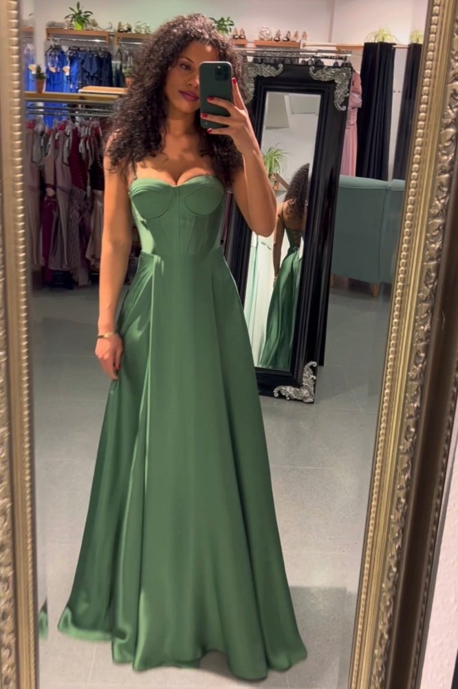 Besonderes Satinkleid mit Corsage und Schnürung, hellgrün - Dein Kleiderladen