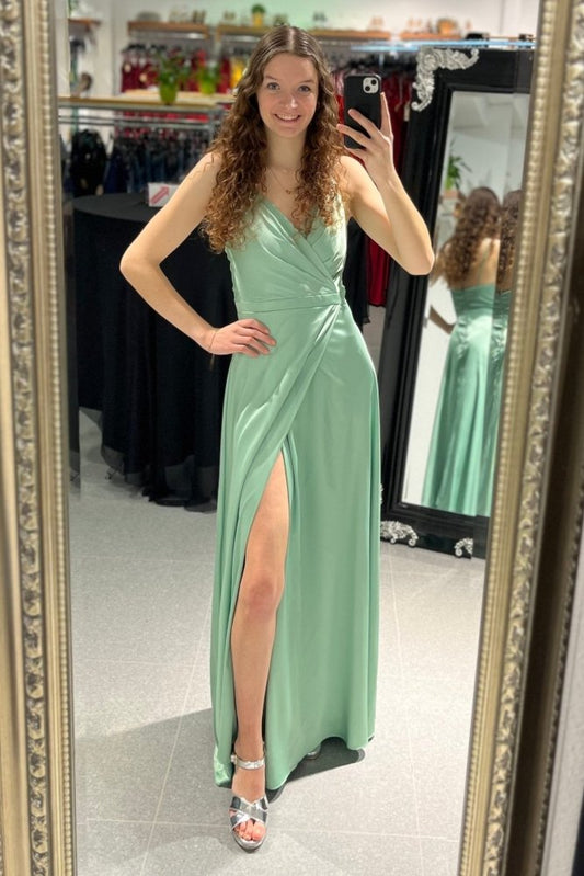 Langes schlichtes Satinkleid mit V - Ausschnitt, hellgrün - Dein Kleiderladen