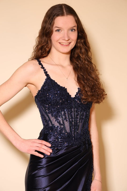 Welches Abendkleid passt zu welchem Figurtyp? Der große Guide zu A-, V-, X-, H- und O-Figur - Dein Kleiderladen