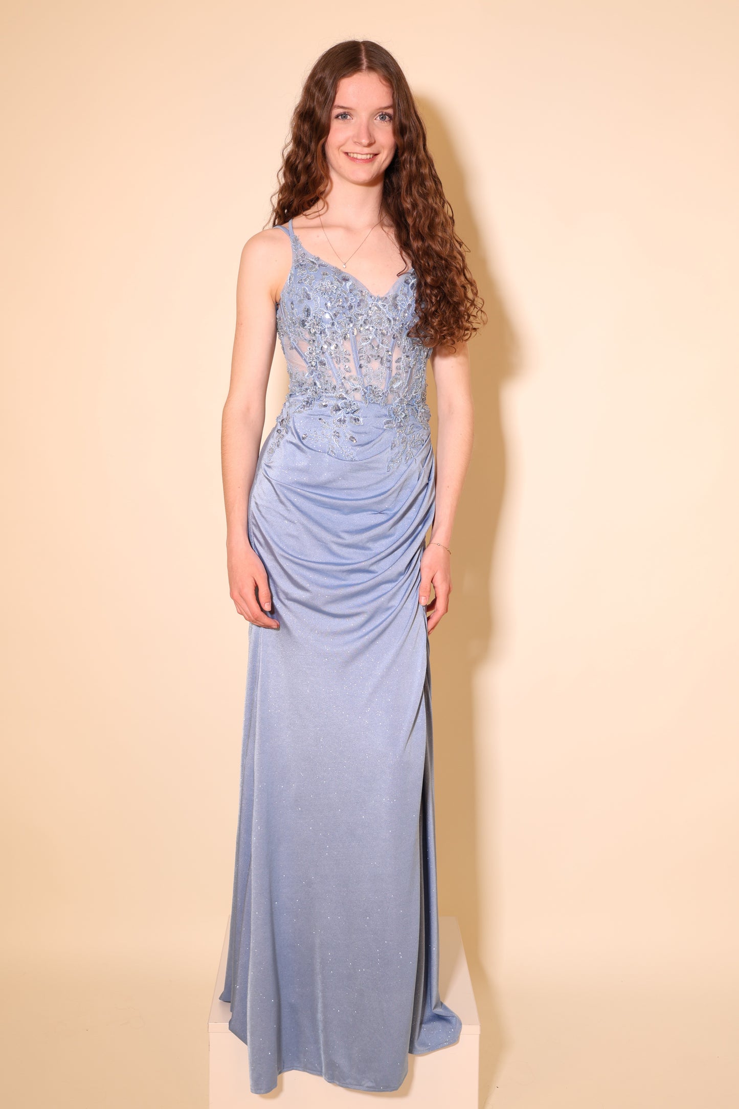 Glitzer-Abendkleid mit Corsage, Schnürung & Schlitz, hellblau