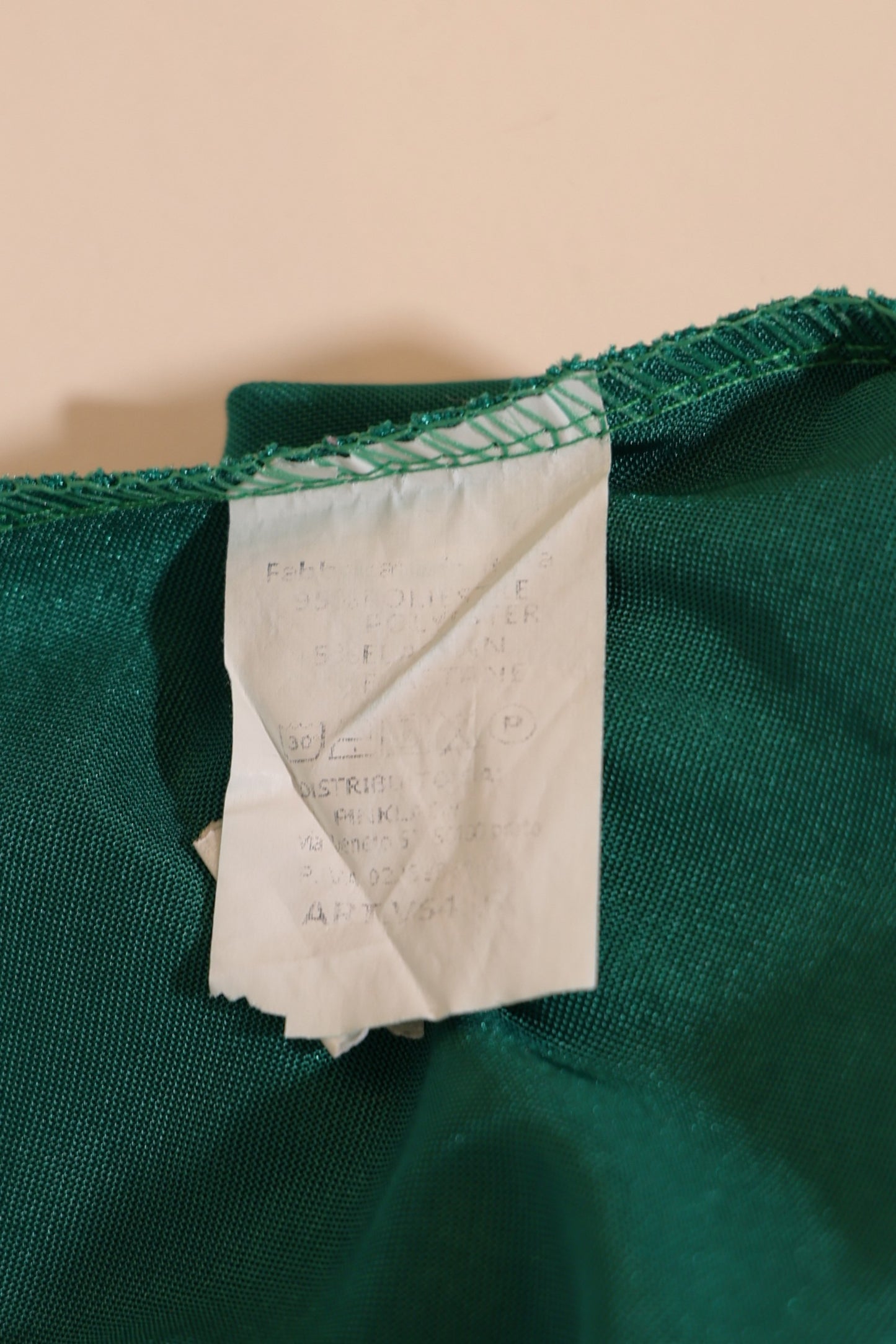 Second Hand schimmerndes Satinkleid mit geradem Ausschnitt und Rückenschnürung, grün