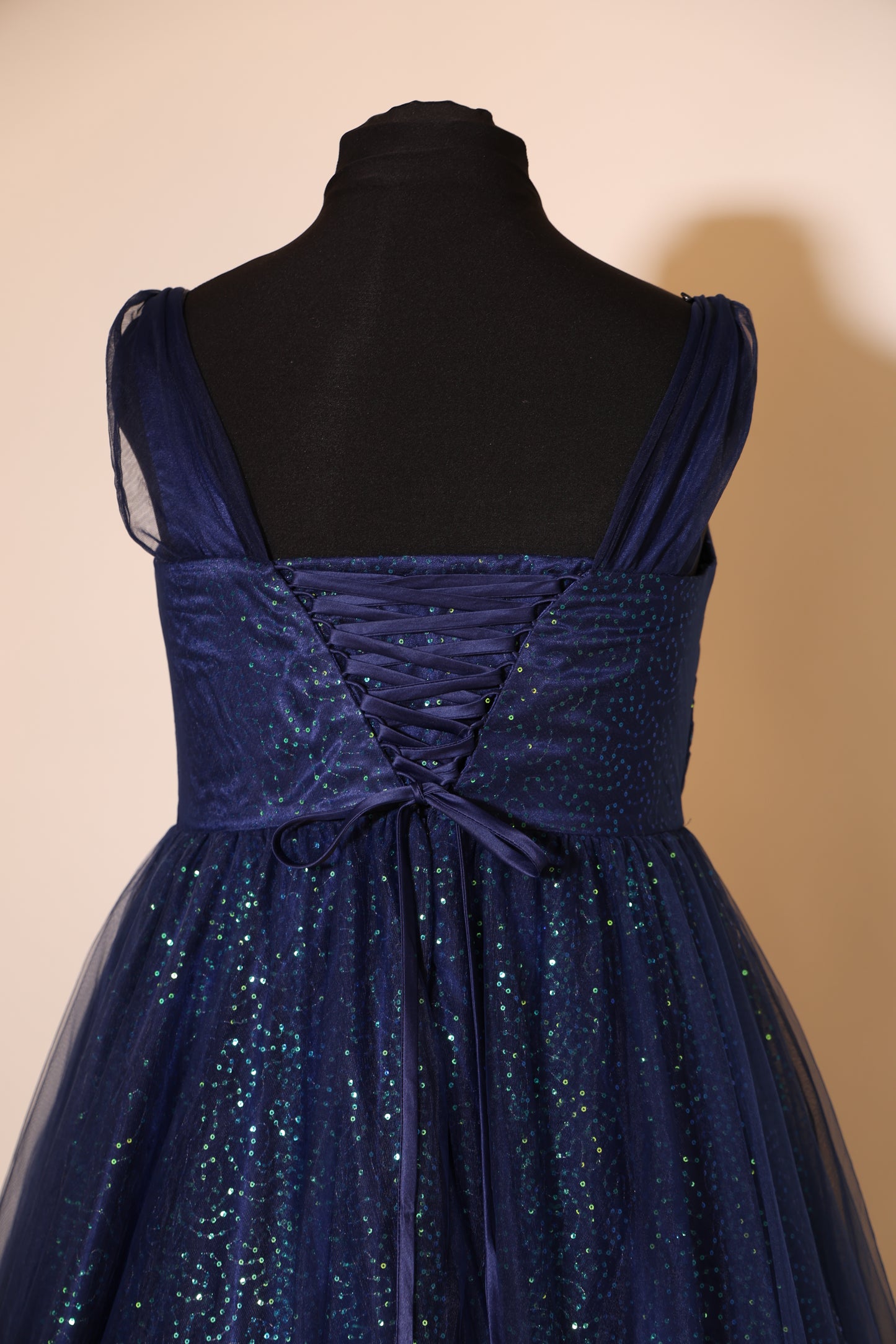 Second Hand glitzerndes Tüllkleid mit Rückenschnürung, dunkelblau