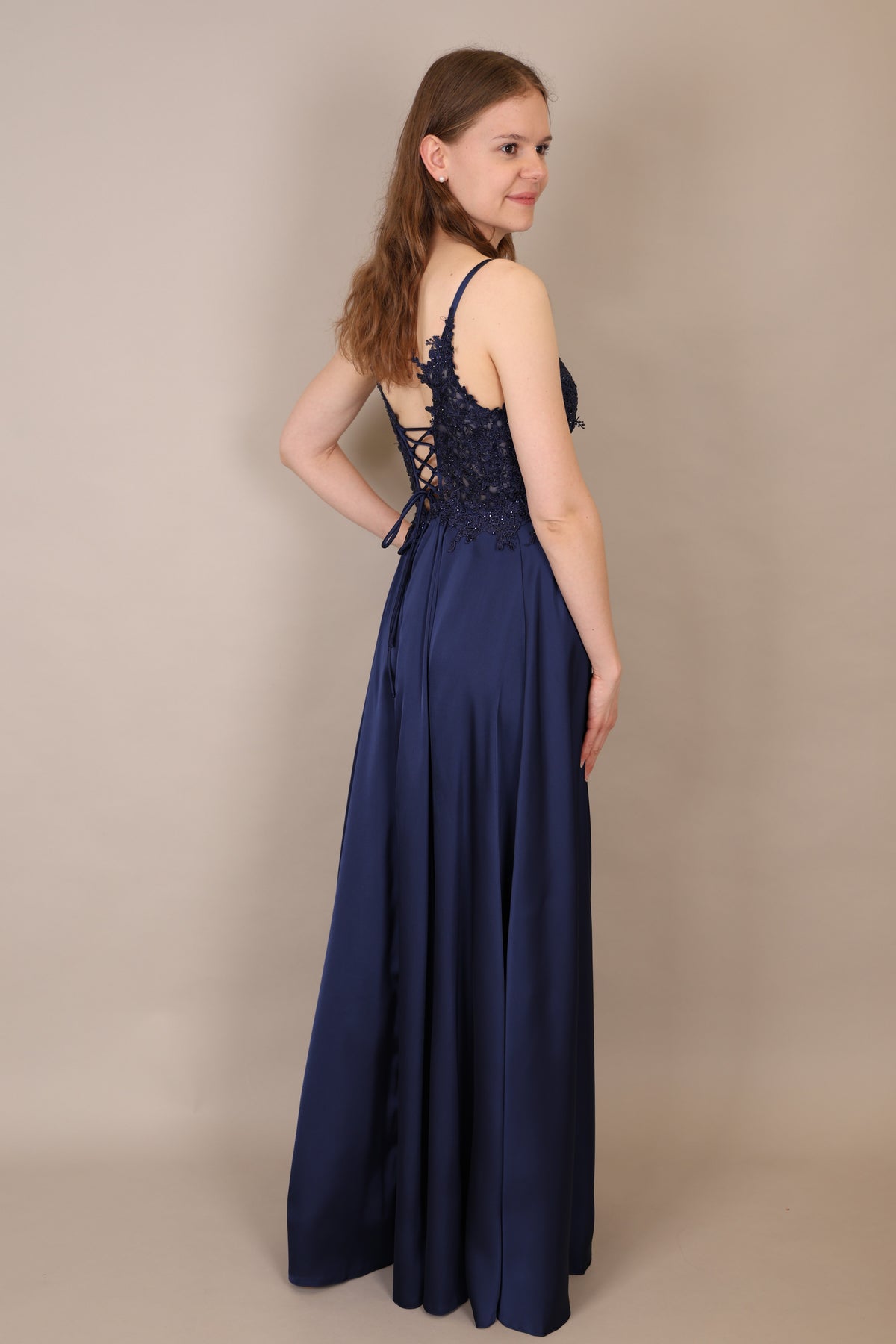 langes Abendkleid mit Spitze, Schnürung & Satinrock, dunkelblau