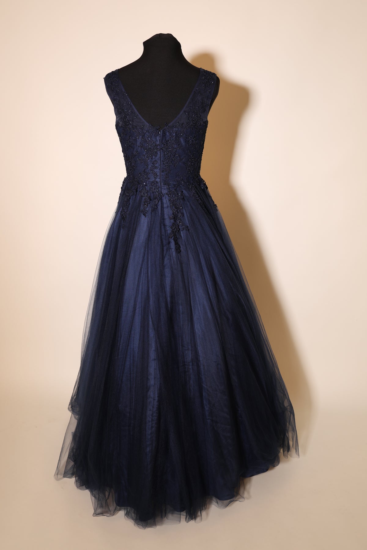 Second Hand elegantes Tüllabendkleid mit Spitze und ausgestelltem Rock, dunkelblau