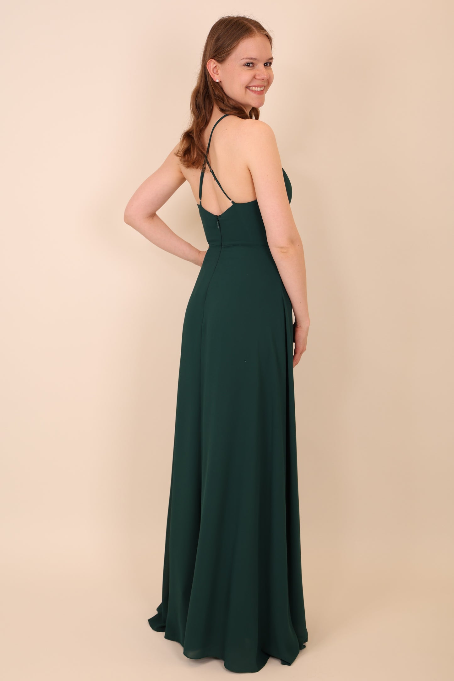 Abendkleid mit Schlitz & amerikanischem Ausschnitt, dunkelgrün