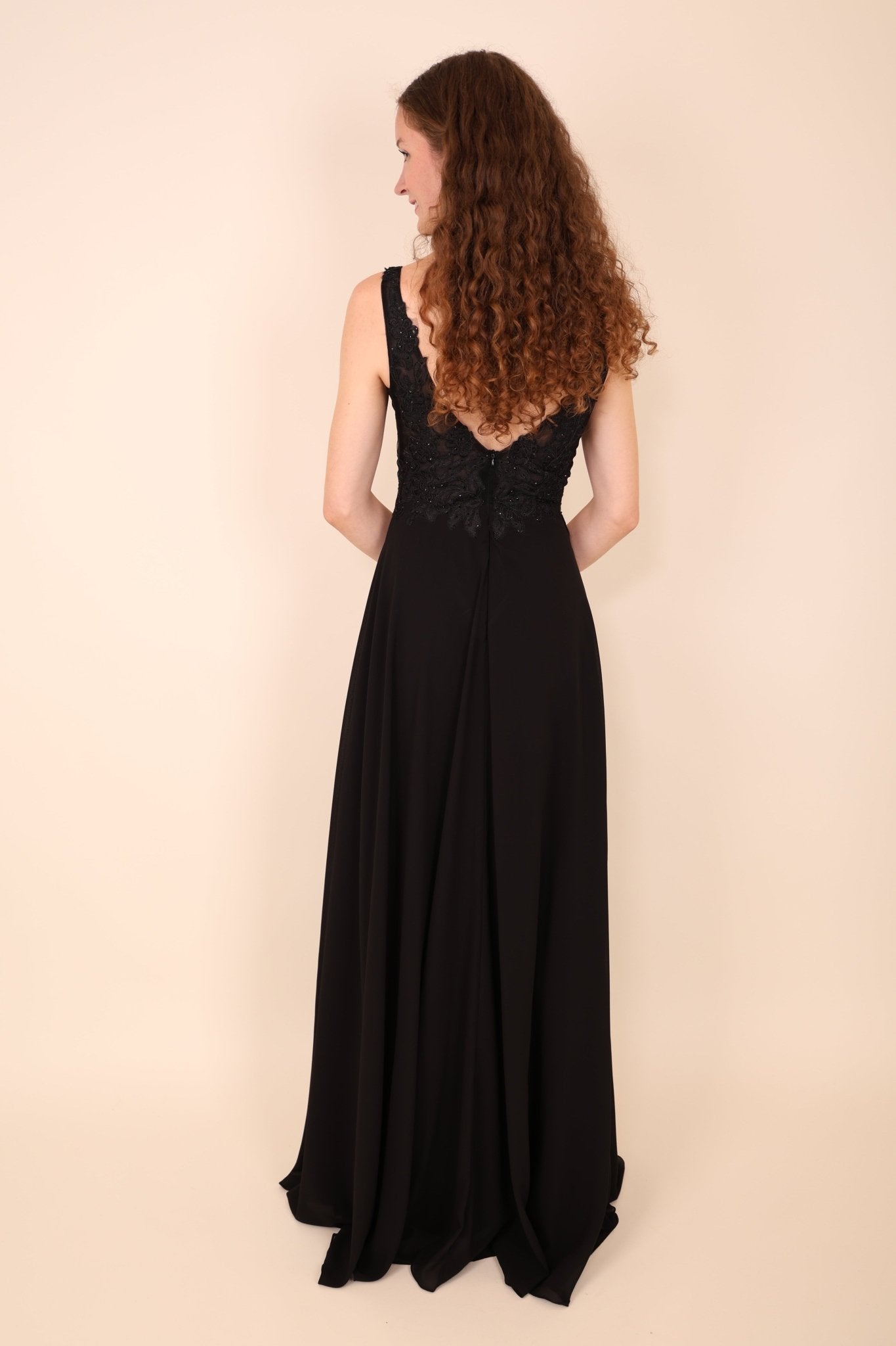 Abendkleid mit floraler Spitze und Schlitz, schwarz - Dein Kleiderladen