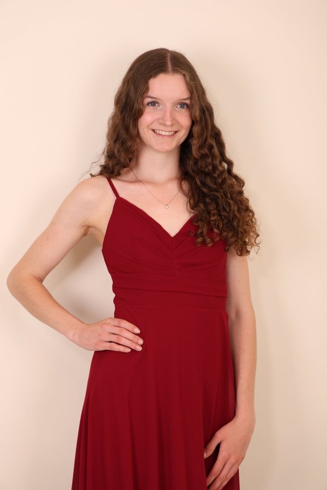 Abendkleid mit Raffungen und Schlitz, dunkelrot - Dein Kleiderladen