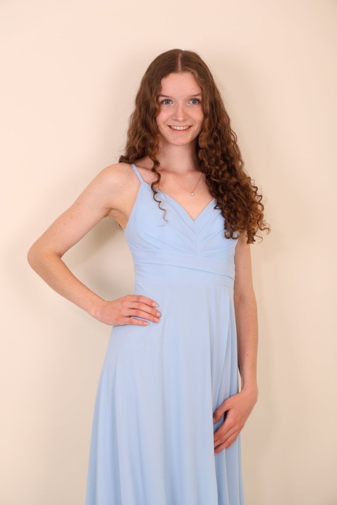 Abendkleid mit Raffungen und Schlitz, hellblau - Dein Kleiderladen