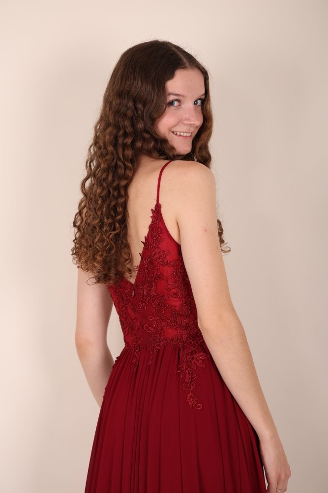 Ballkleid - Elegantes, langes Chiffonkleid mit feiner Spitze, bordeaux - Dein Kleiderladen