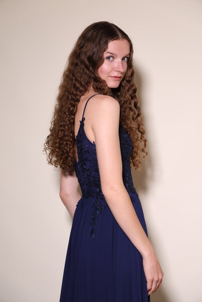 Ballkleid – elegantes langes Chiffonkleid mit feiner Spitze, dunkelblau - Dein Kleiderladen