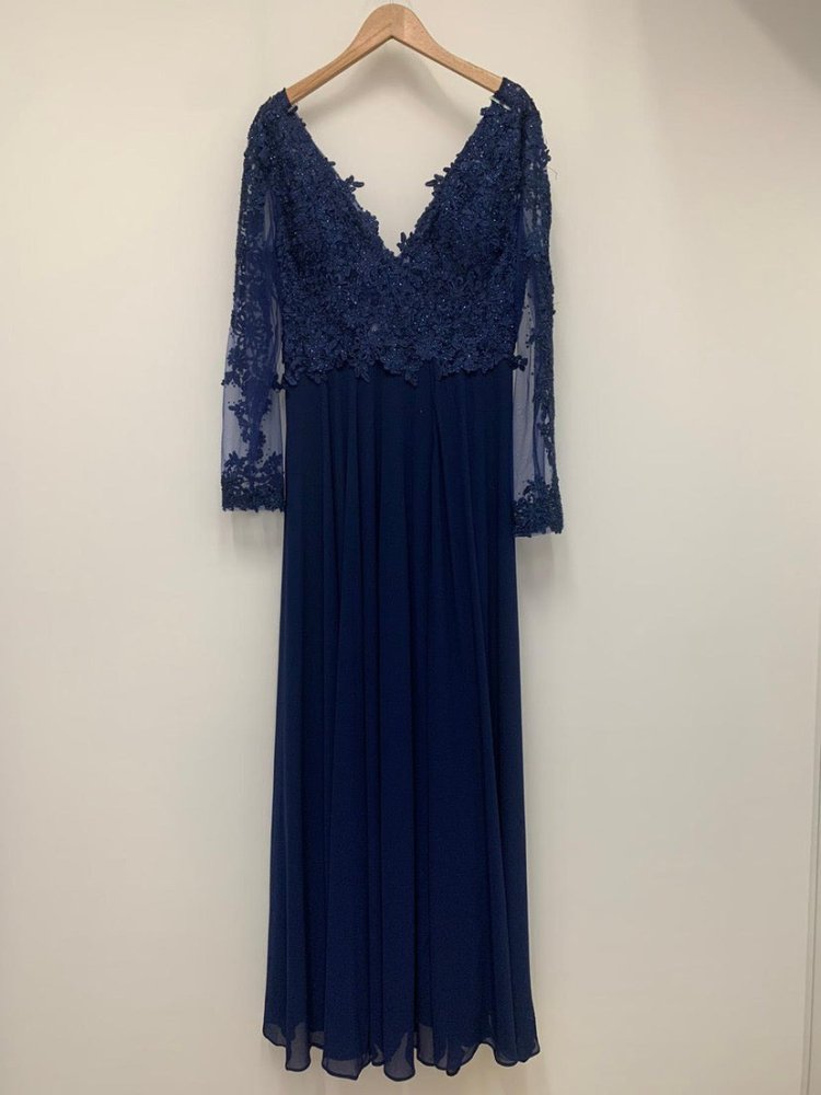 Chiffonkleid mit langen Ärmeln, Spitzenoberteil & Schlitz, dunkelblau - Dein Kleiderladen