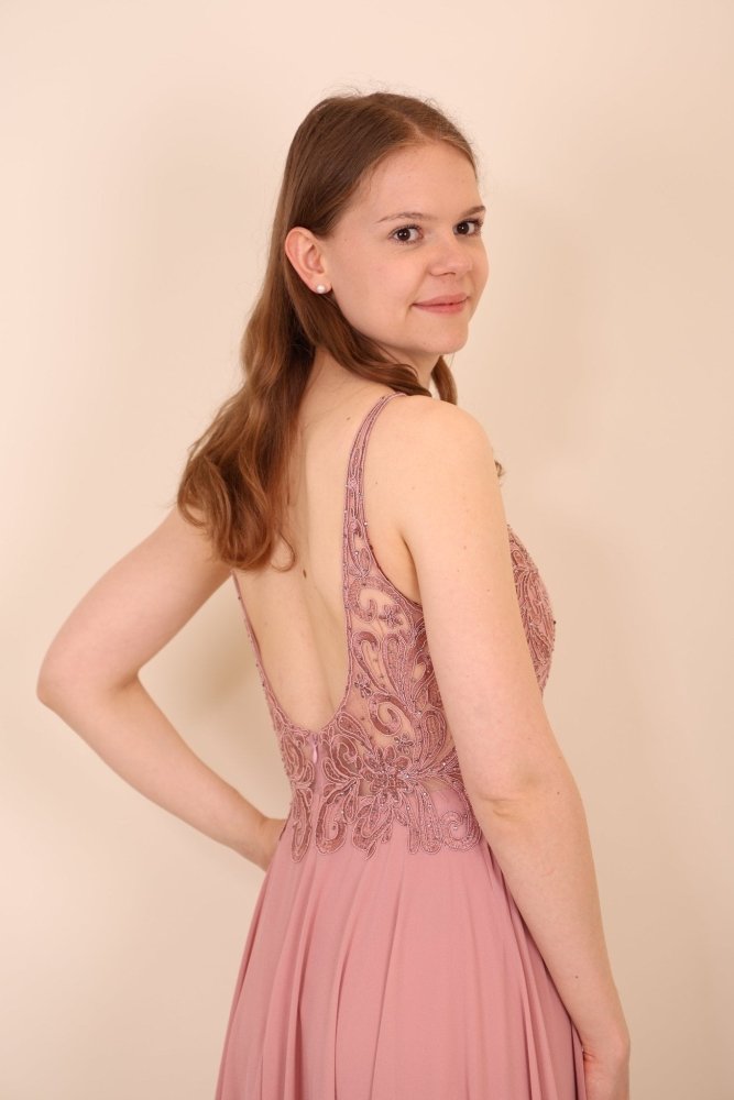Chiffonkleid mit Ziersteinen, floraler Spitze und weich fallendem Rock, rosa - Dein Kleiderladen