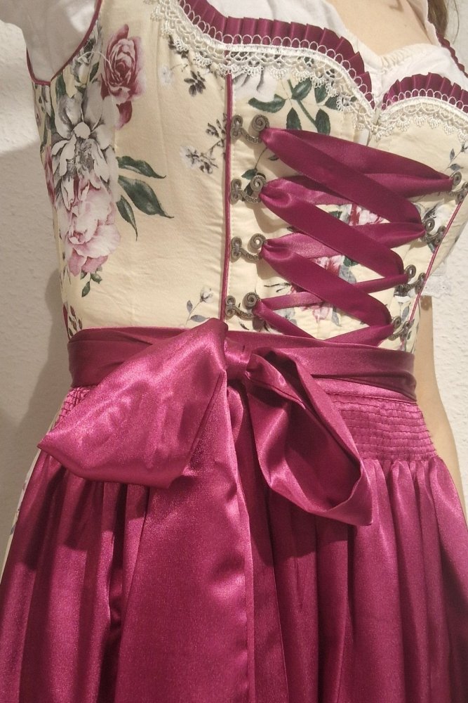 Dirndl Babett - Dein Kleiderladen