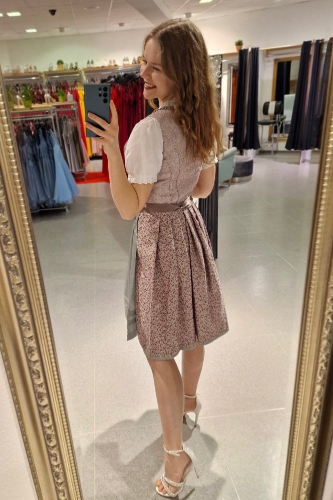 Dirndl Babs - Dein Kleiderladen