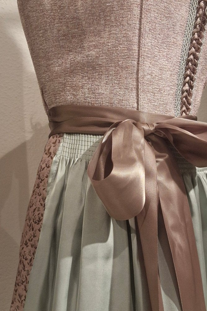 Dirndl Babs - Dein Kleiderladen