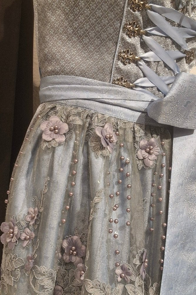 Dirndl Bine - Dein Kleiderladen