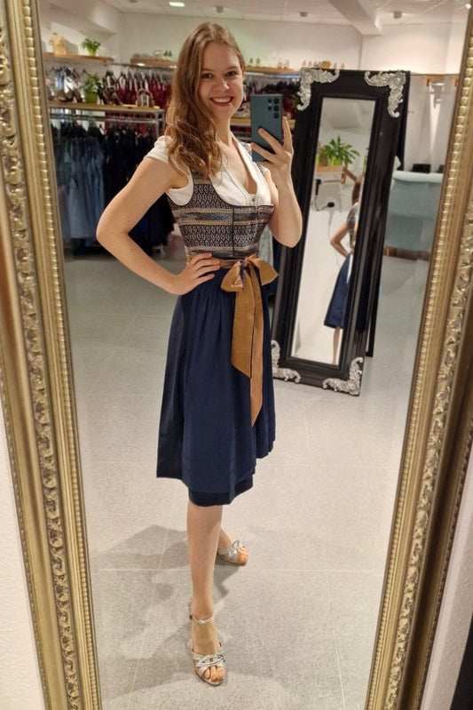 Dirndl Vreni - Dein Kleiderladen