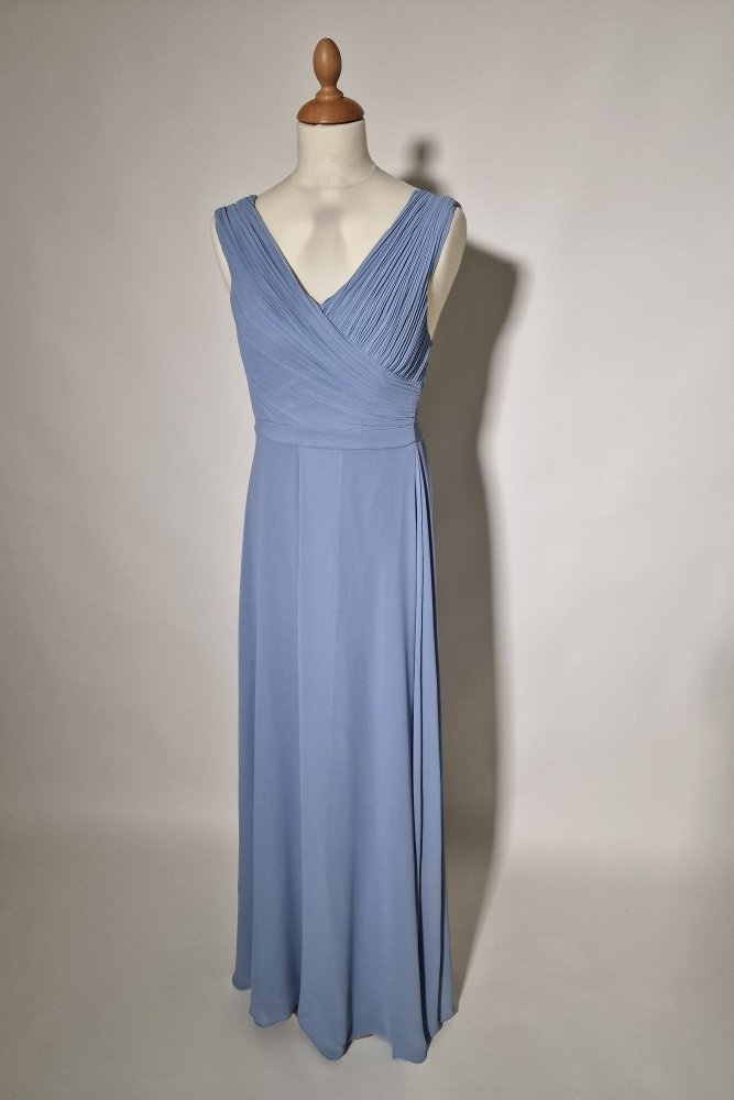 Große Größen Chiffonkleid mit V - Ausschnitt und Schlitz, hellblau - Dein Kleiderladen