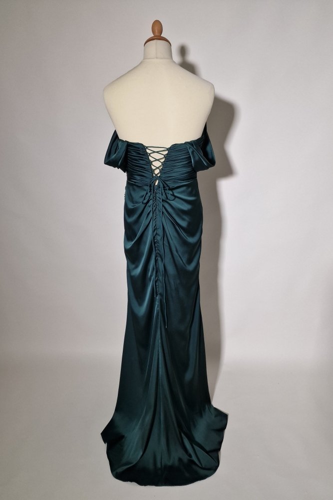 Große Größen Satin - Abendkleid mit Schnürung, Raffungen und Schlitz, dunkelgrün - Dein Kleiderladen
