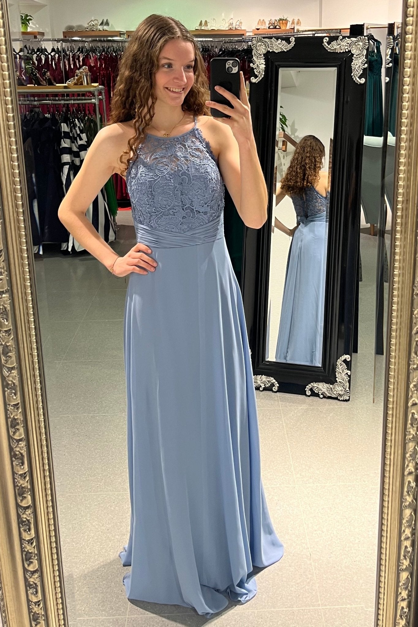 hochgeschlossenes Abendkleid mit Spitze, hellblau - Dein Kleiderladen