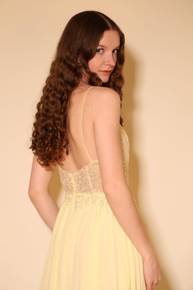 Langes Chiffon - Abendkleid mit Pailletten - Spitze & V - Ausschnitt, buttergelb - Dein Kleiderladen