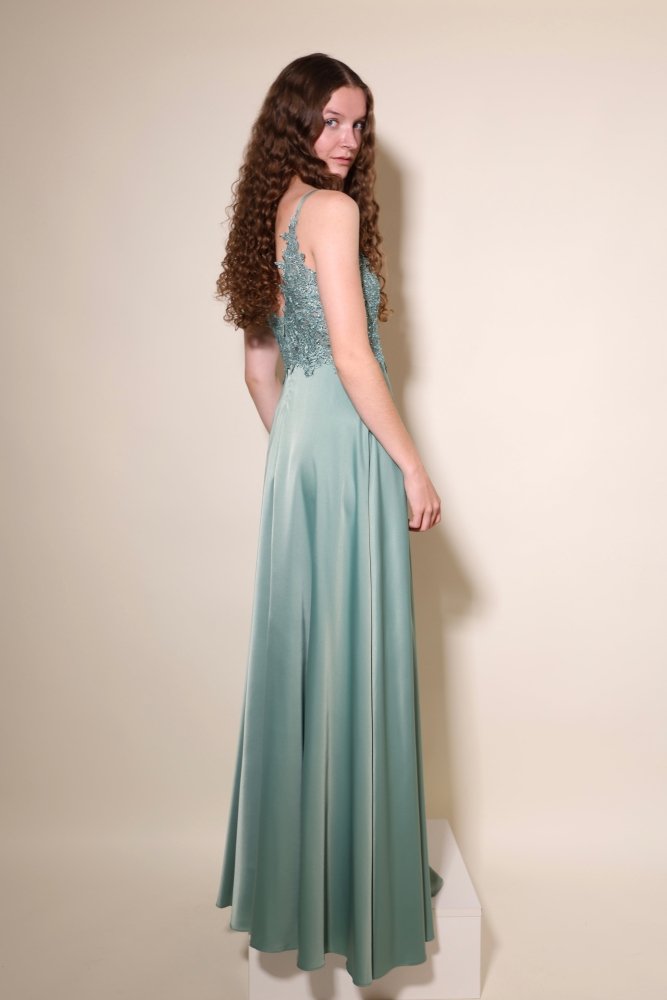 Langes Satinkleid mit Spitze und Schlitz, mint - Dein Kleiderladen