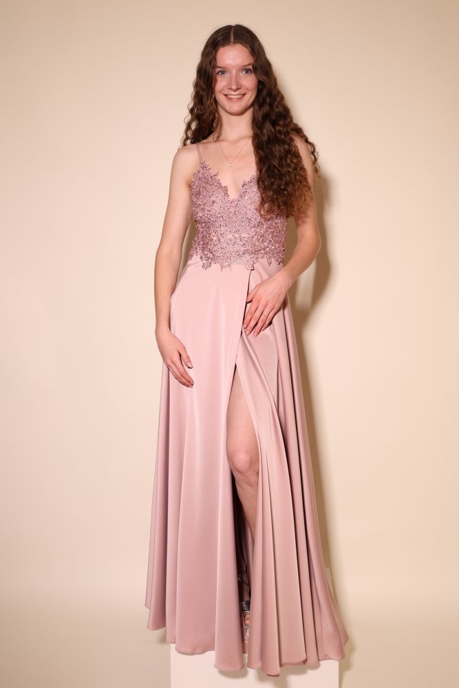 Langes Satinkleid mit Spitze und Schlitz, rosa - Dein Kleiderladen