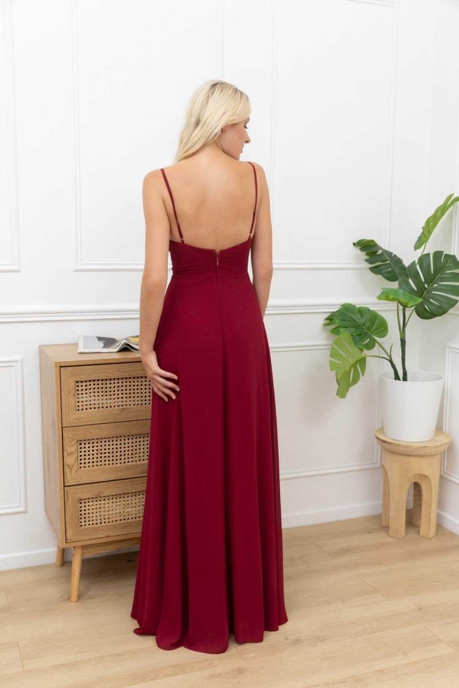 Langes schlichtes Kleid mit Schlitz mit elegantem Herzausschnitt, dunkelrot - Dein Kleiderladen