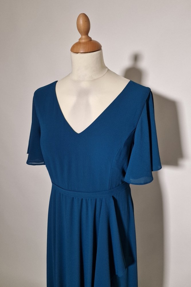 schlichtes Große Größen Abendkleid mit Ärmeln, petrol - Dein Kleiderladen