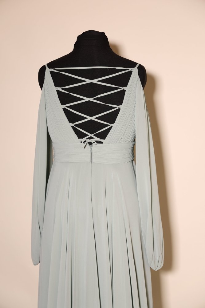 Second Hand Abendkleid mit tiefem V - Ausschnitt, langen Cape - Ärmeln und fließendem Chiffon - Maxirock, mint - Dein Kleiderladen