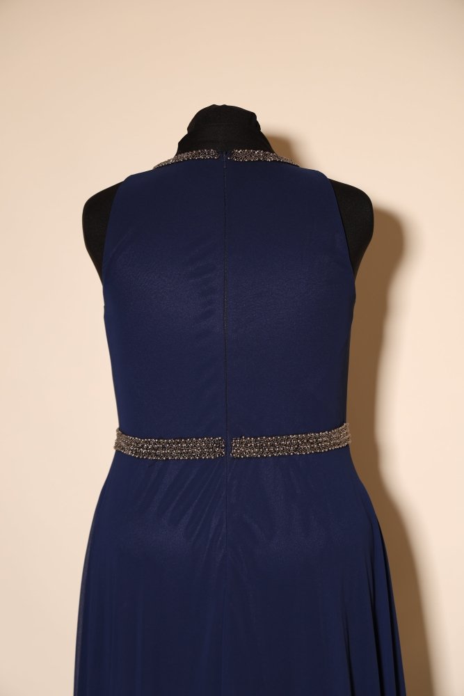 Second Hand hochgeschlossenes Abendkleid mit funkelndem Kragen und fließendem Maxirock, dunkelblau - Dein Kleiderladen