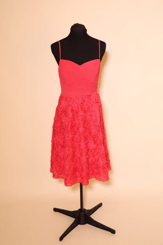 Second Hand kurzes Abendkleid mit besticktem Rock und Herzausschnitt, pink - Dein Kleiderladen