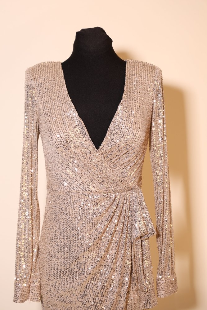 Second Hand kurzes Paillettenkleid mit langen Ärmeln, beige - Dein Kleiderladen