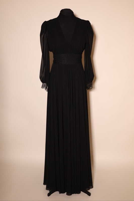 Second Hand langes Abendkleid mit V - Ausschnitt, transparenten Ärmeln und Spitzenmanschetten, schwarz - Dein Kleiderladen