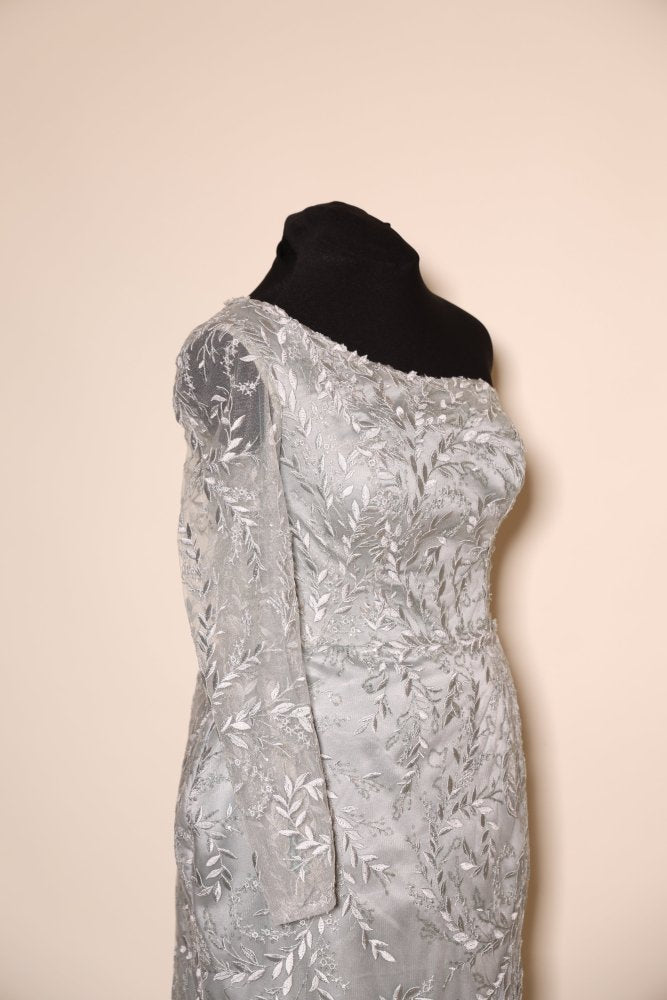 Second Hand One - Shoulder - Abendkleid mit Spitzenstickerei und Schlitz, silbergrau - Dein Kleiderladen