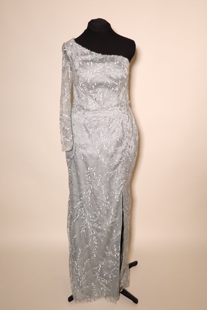 Second Hand One - Shoulder - Abendkleid mit Spitzenstickerei und Schlitz, silbergrau - Dein Kleiderladen