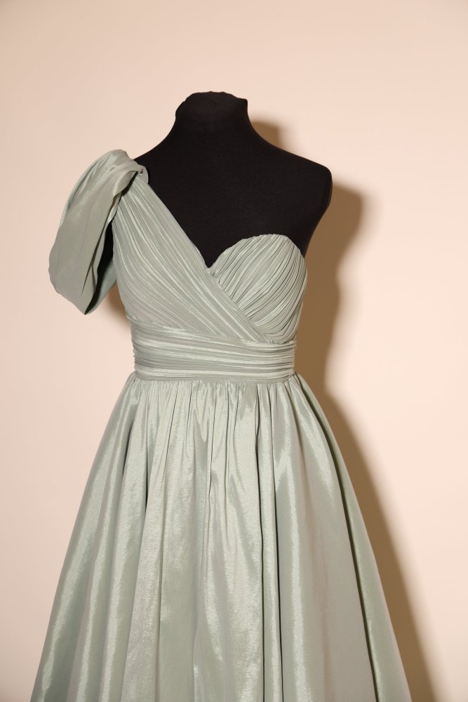 Second - Hand Satin - Tüllkleid mit Herzausschnitt und Schlitz, mint - Dein Kleiderladen