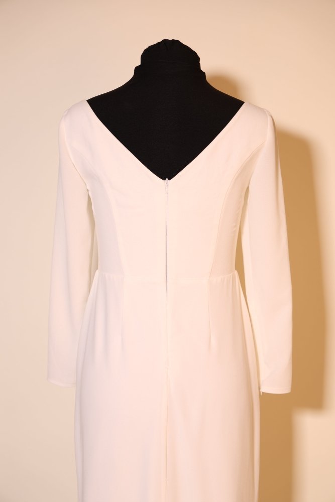 Second Hand schlichtes, langärmliges Brautkleid mit V - Ausschnitt, ivory - Dein Kleiderladen