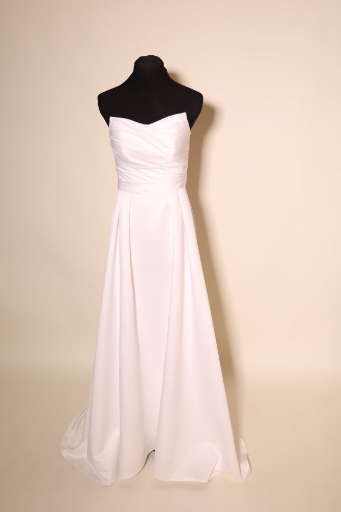 Second Hand schlichtes trägerloses Brautkleid in A - Linie, weiß - Dein Kleiderladen